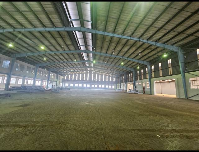5,500M² WAREHOUSE TO LET IN ISANDO